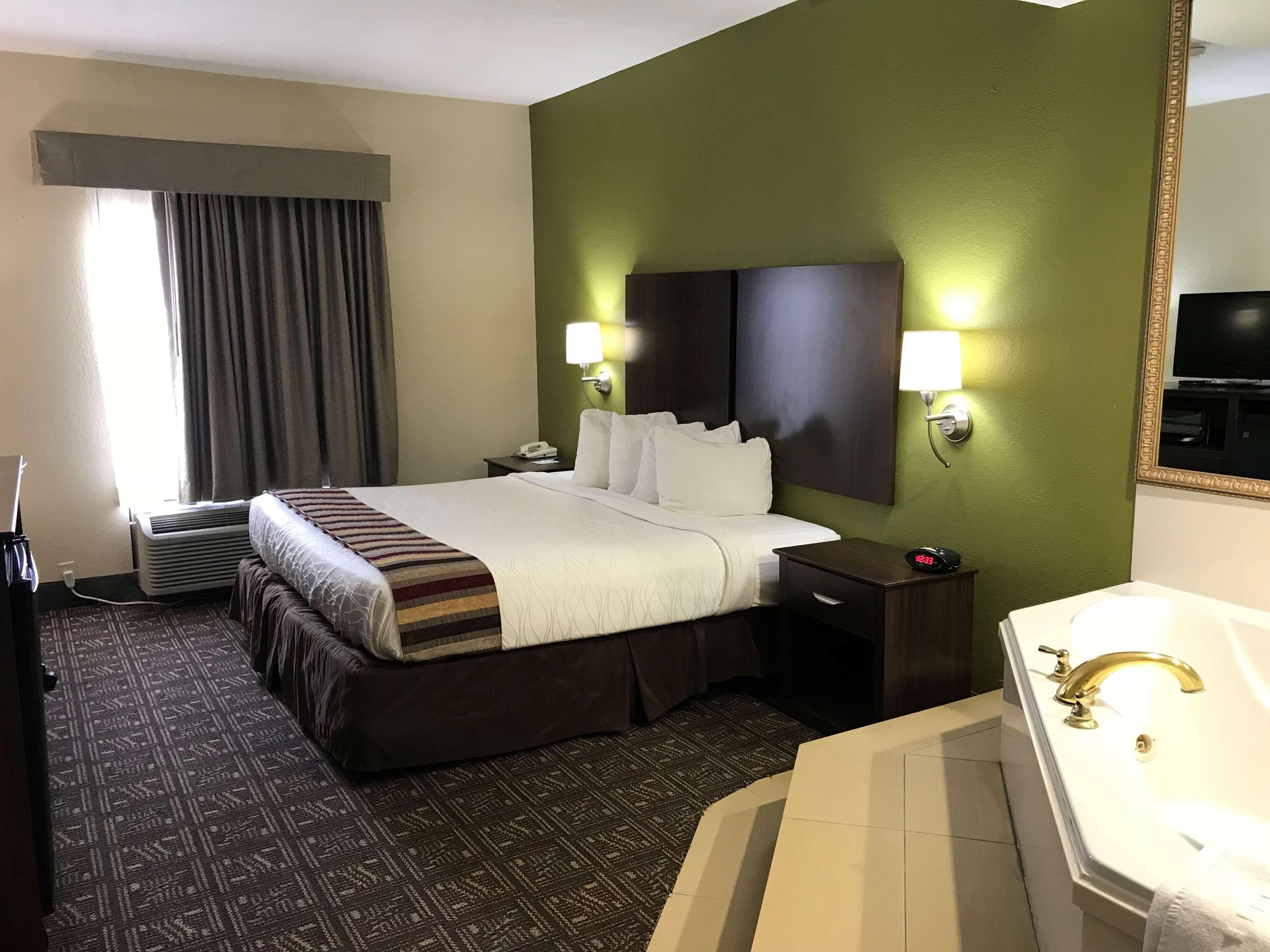 Best Western Rayne Inn Zewnętrze zdjęcie