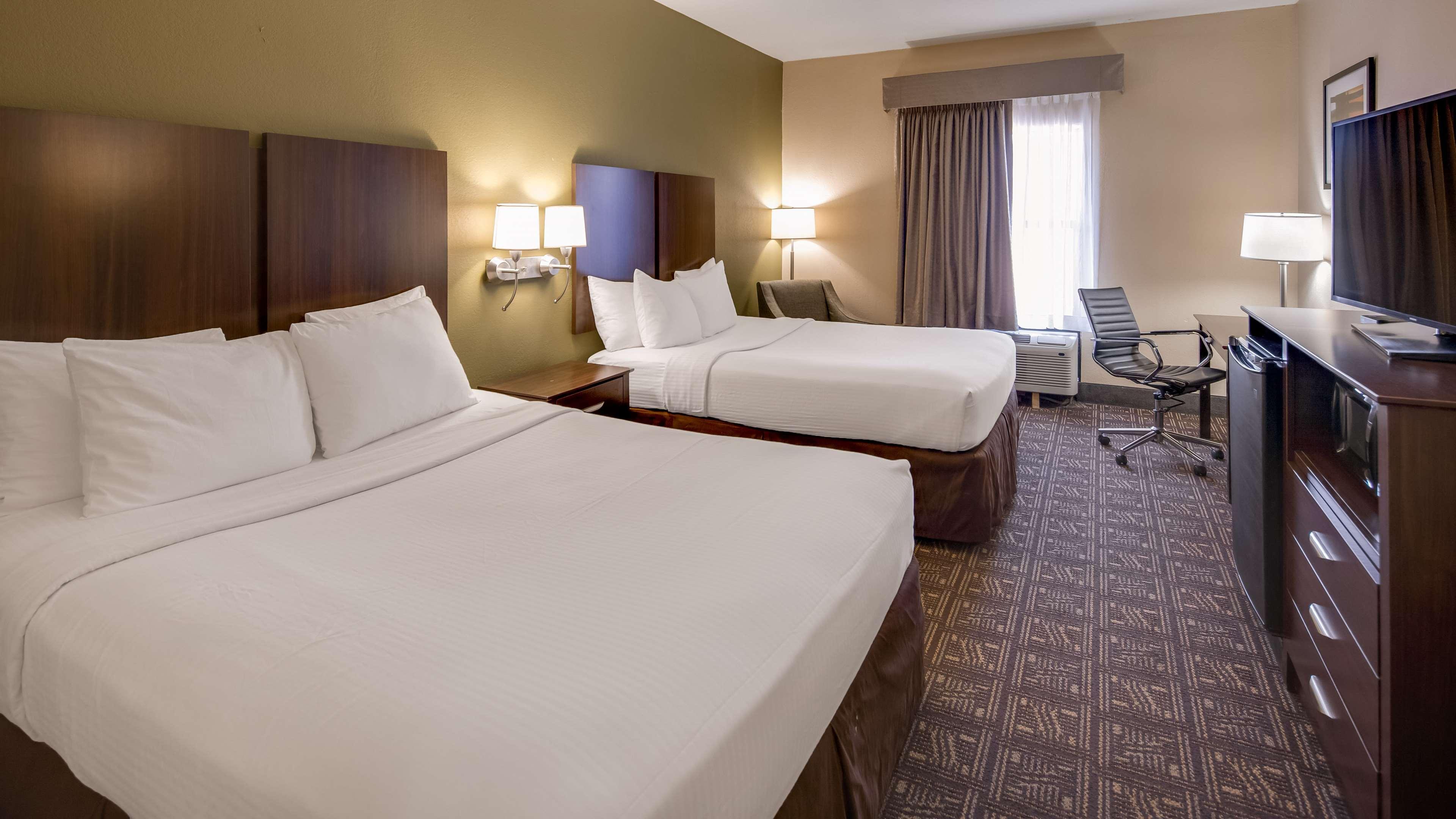 Best Western Rayne Inn Zewnętrze zdjęcie