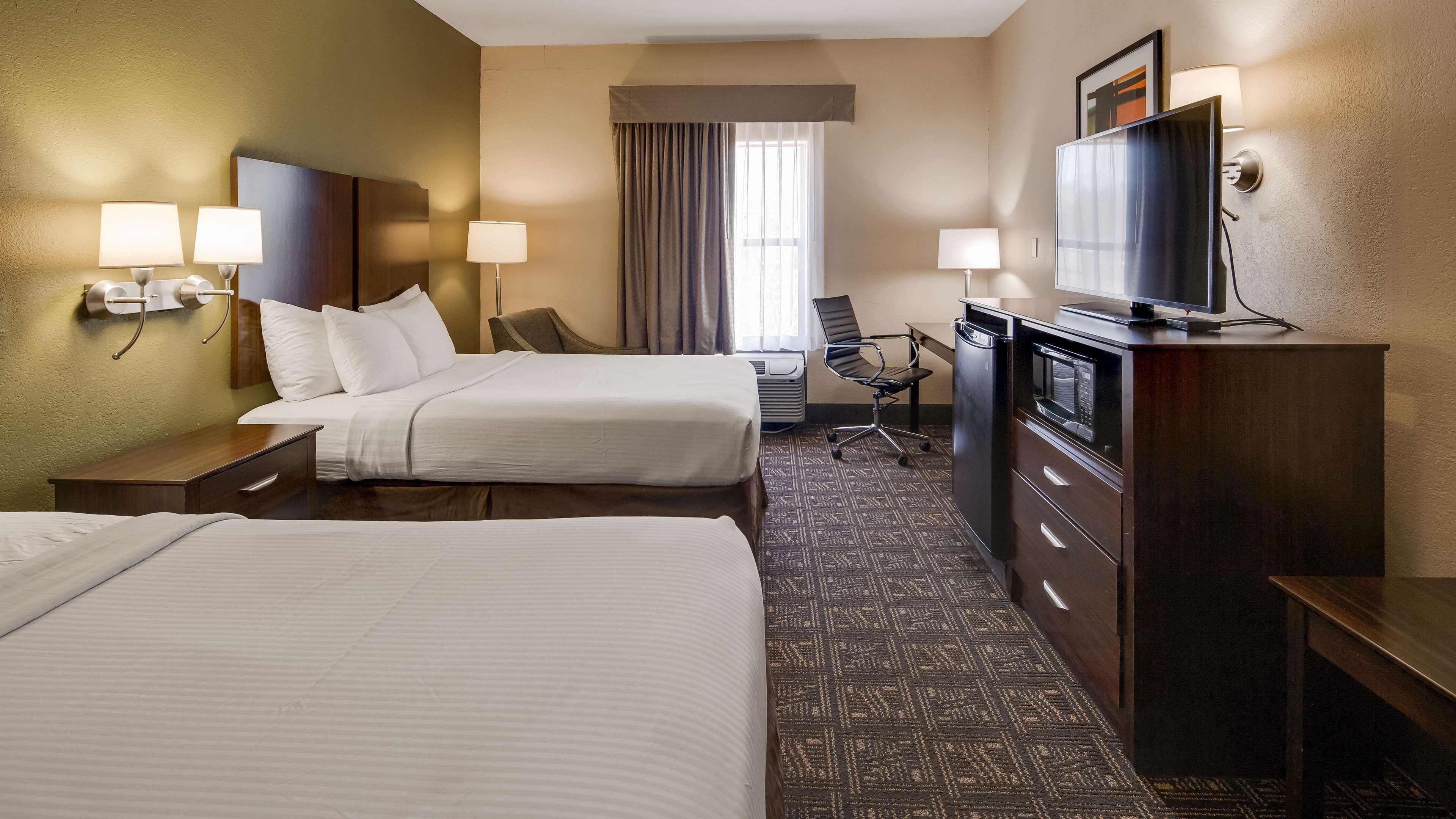 Best Western Rayne Inn Zewnętrze zdjęcie