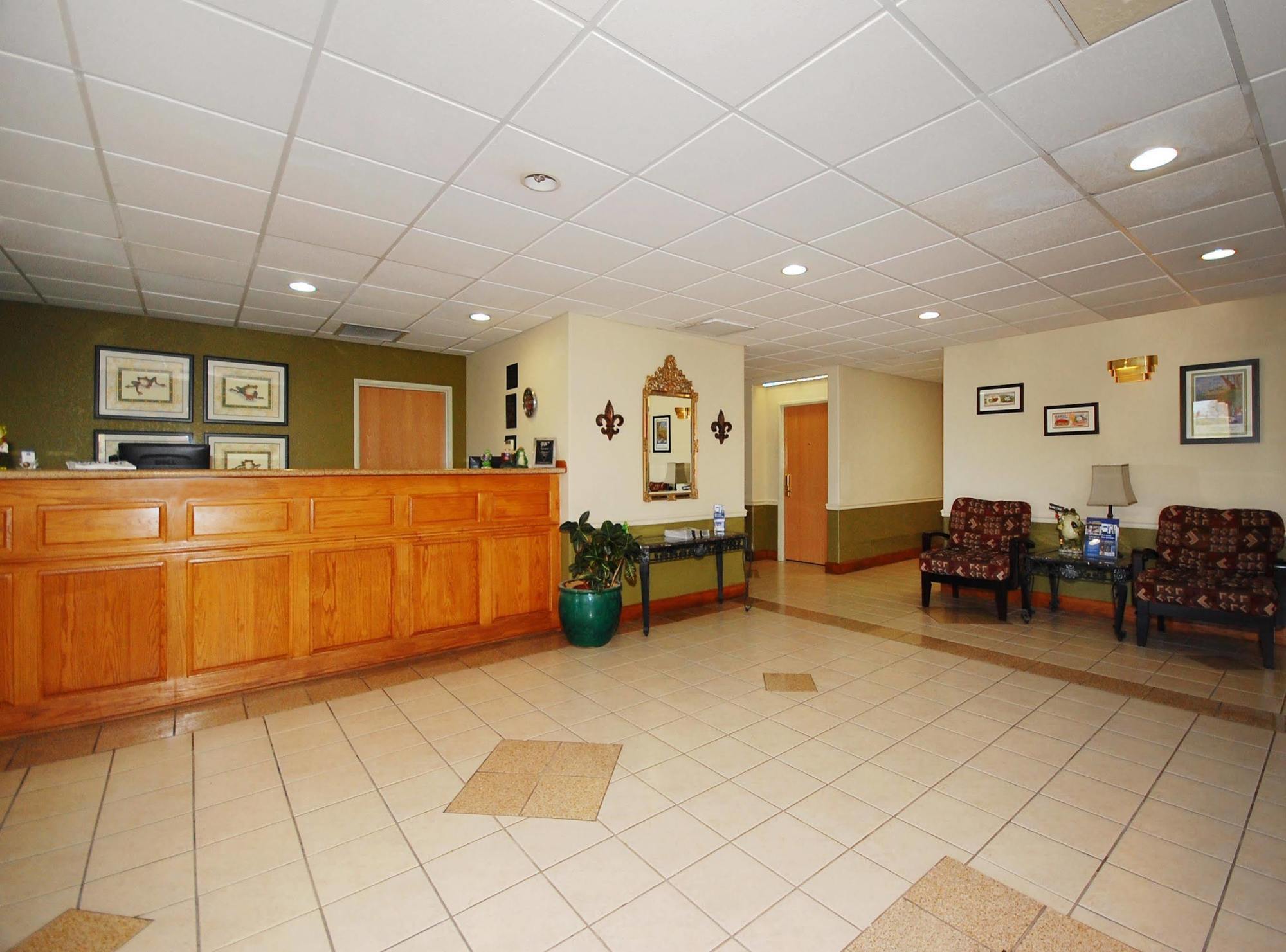 Best Western Rayne Inn Zewnętrze zdjęcie
