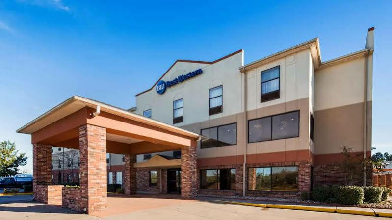 Best Western Rayne Inn Zewnętrze zdjęcie
